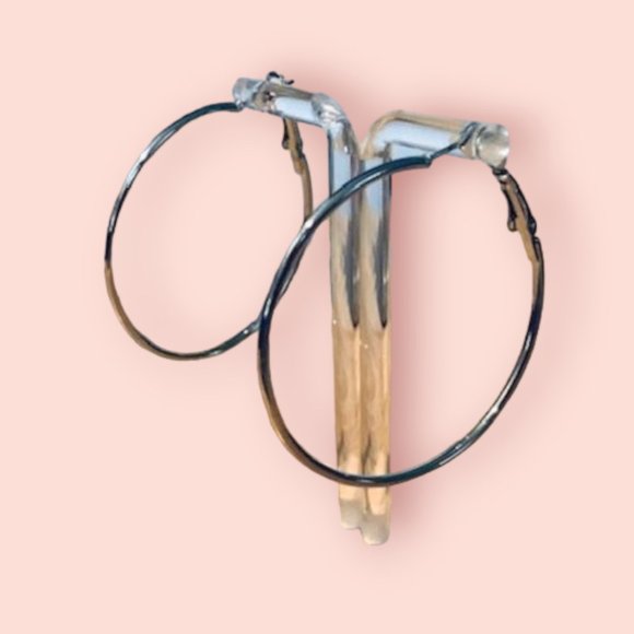 3 Pairs Silver-tone Assorted Hoop Earrings - Picture 5 of 6